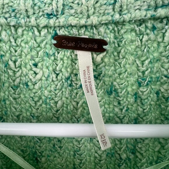 Free People On Your Side Green Crop Cable Knit Sweater Women's XS - Picture 2 of 4